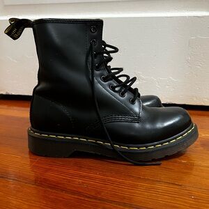 Dr. Martens 1460 Smooth Leather Lace Up Boots